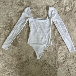 Aritzia Babaton contour bodysuit